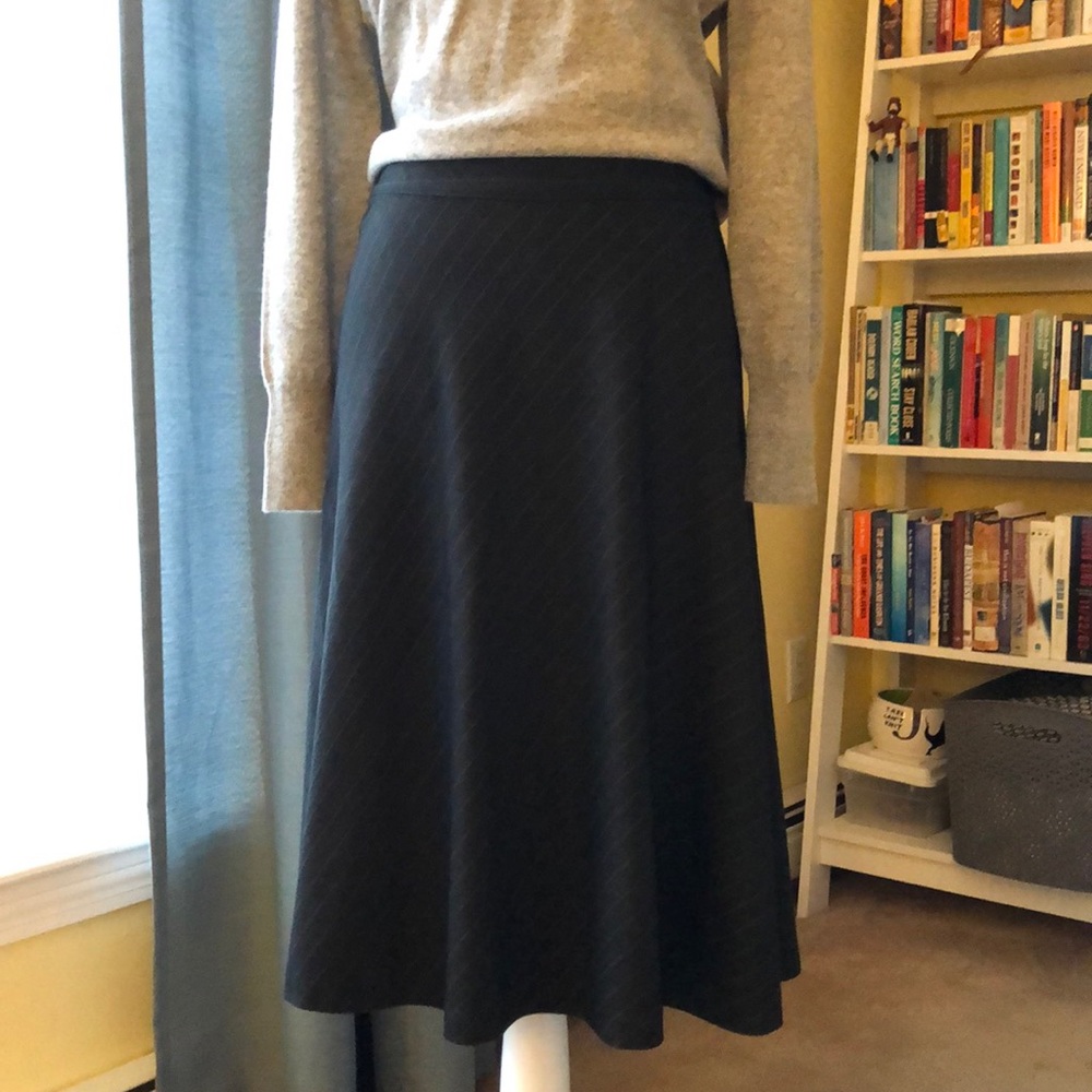 Chaps Ralph Lauren Pin Stripe Midi Skirt Size 4